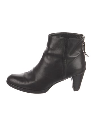 Stuart Weitzman Leather Boots