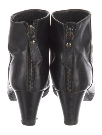 Stuart Weitzman Leather Boots