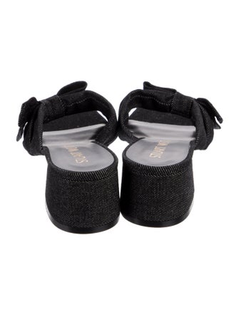 Stuart Weitzman Slides