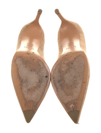 Stuart Weitzman Pumps