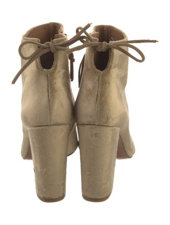 Stuart Weitzman Suede Boots