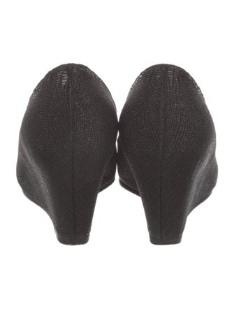 Stuart Weitzman Leather Pumps