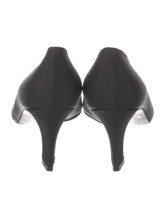 Stuart Weitzman Pumps