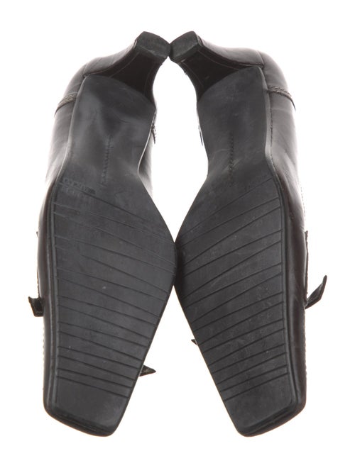 Stuart Weitzman Leather Bow Accents Pumps