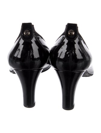 Stuart Weitzman Patent Leather Pumps