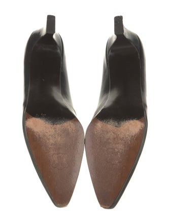 Stuart Weitzman Leather Pumps