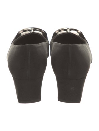 Stuart Weitzman Bow Accents Pumps