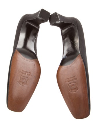 Stuart Weitzman Pumps