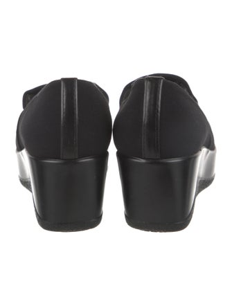 Stuart Weitzman Pumps