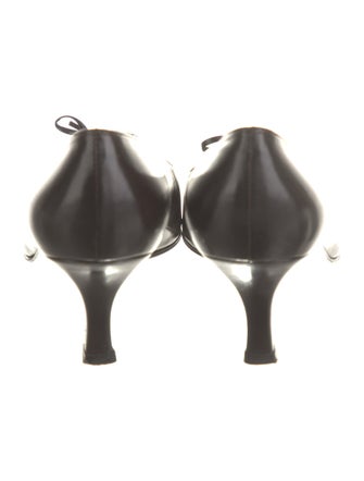 Stuart Weitzman Leather Bow Accents Pumps