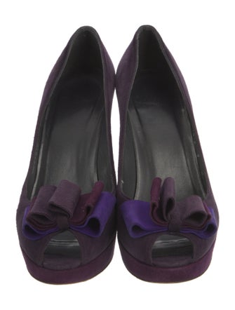 Stuart Weitzman Suede Bow Accents Pumps