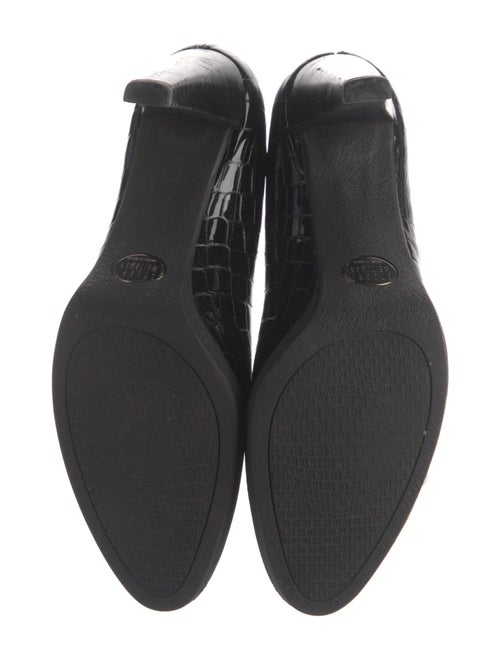 Stuart Weitzman Embossed Leather Pumps
