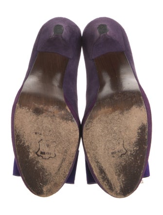 Stuart Weitzman Suede Bow Accents Pumps