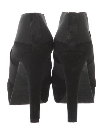 Stuart Weitzman Suede Boots
