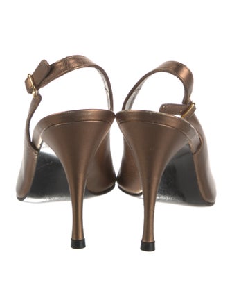 Stuart Weitzman Leather Bow Accents Slingback Sandals