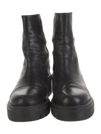 Stuart Weitzman Leather Chelsea Boots