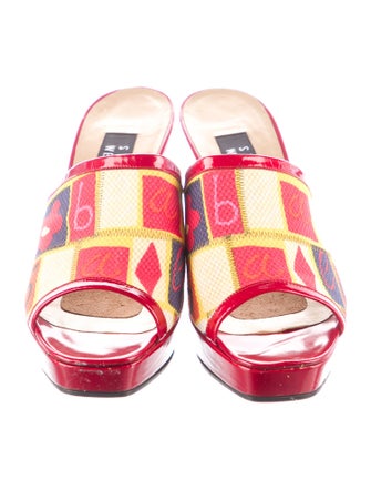 Stuart Weitzman Canvas Printed Slides