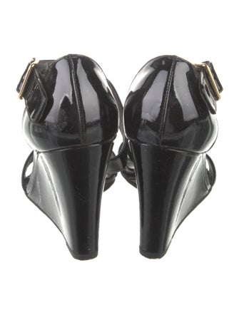 Stuart Weitzman Patent Leather Sandals