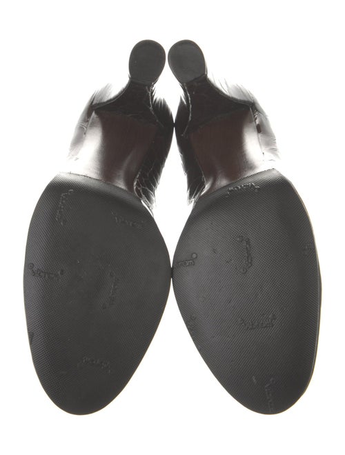 Stuart Weitzman Patent Leather Bow Accents Pumps