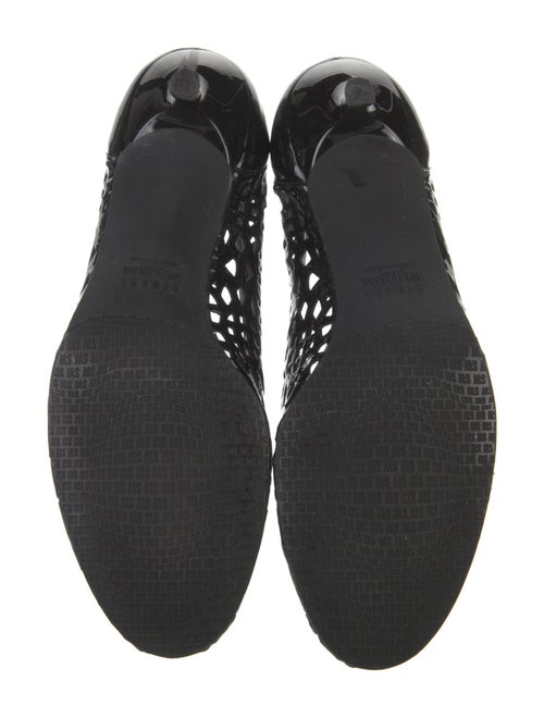 Stuart Weitzman Patent Leather Printed Pumps