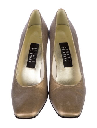 Stuart Weitzman Pumps