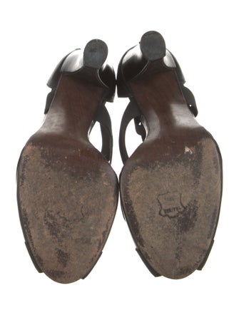 Stuart Weitzman Pumps