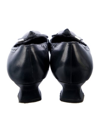 Stuart Weitzman Leather Bow Accents Ballet Flats