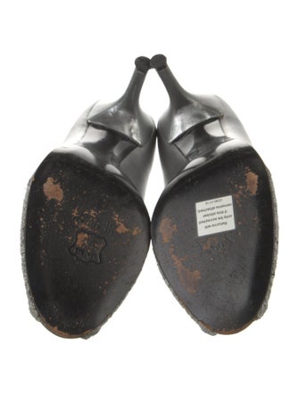 Stuart Weitzman Leather Lace Pattern Pumps