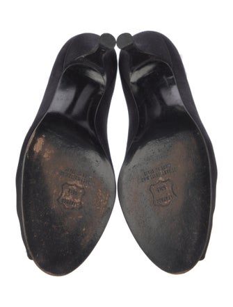 Stuart Weitzman Crystal Embellishments Pumps