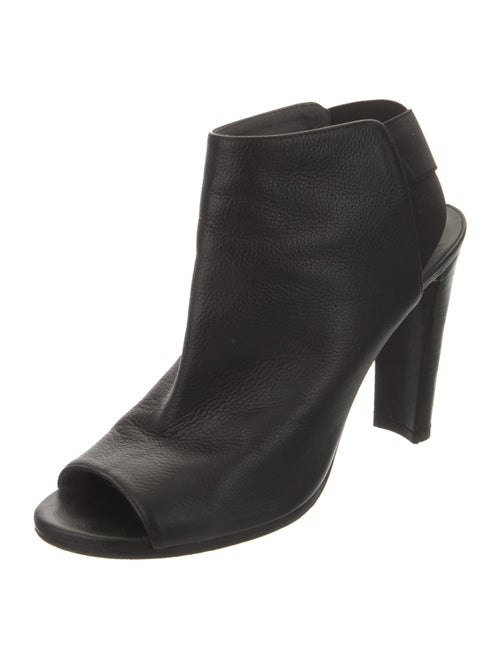 Stuart Weitzman Leather Sandals