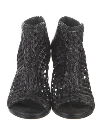 Stuart Weitzman Leather Cutout Accent Sandals