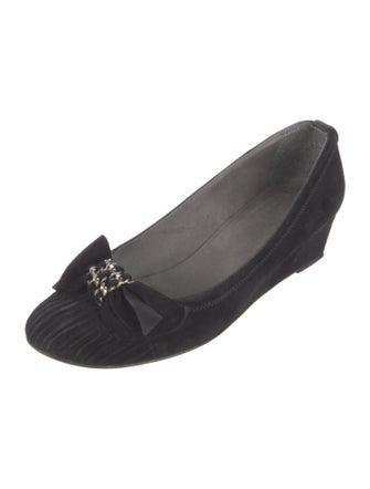 Stuart Weitzman Suede Chain-Link Accents Loafers