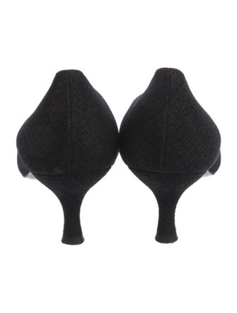 Stuart Weitzman Pumps