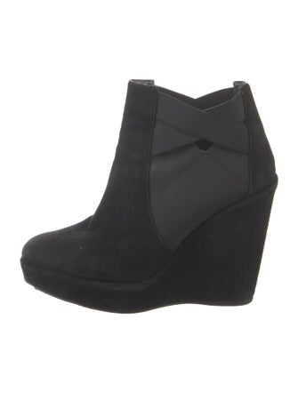 Stuart Weitzman Suede Boots