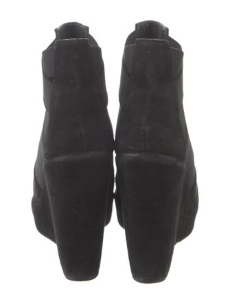Stuart Weitzman Suede Boots