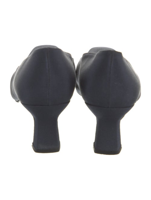 Stuart Weitzman Pumps