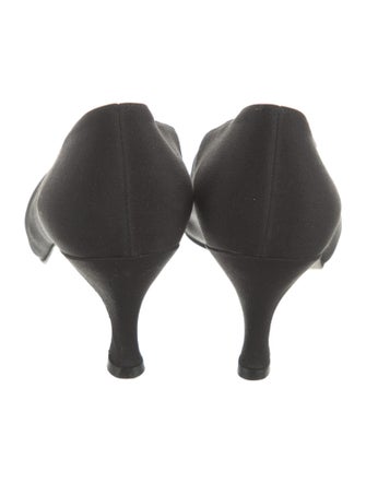 Stuart Weitzman Pumps