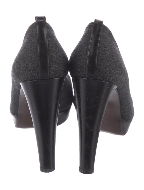 Stuart Weitzman Pumps