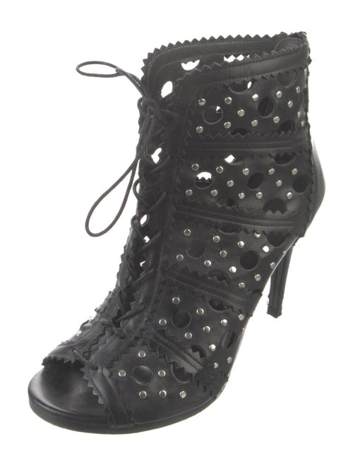 Stuart Weitzman Leather Patterned Pumps