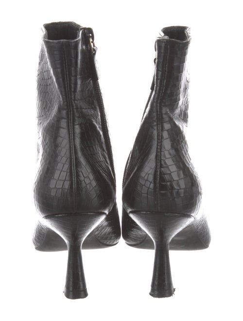 Stuart Weitzman Leather Pumps