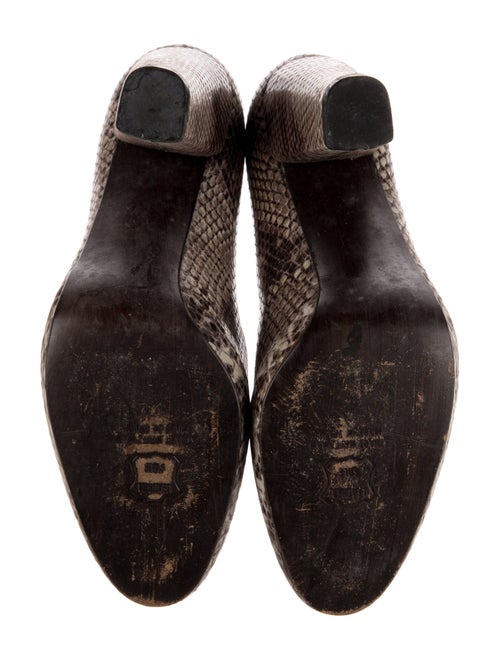 Stuart Weitzman Embossed Leather Animal Print Pumps