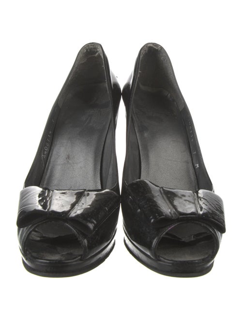 Stuart Weitzman Patent Leather Bow Accents Pumps