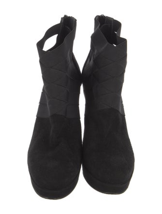 Stuart Weitzman Suede Boots