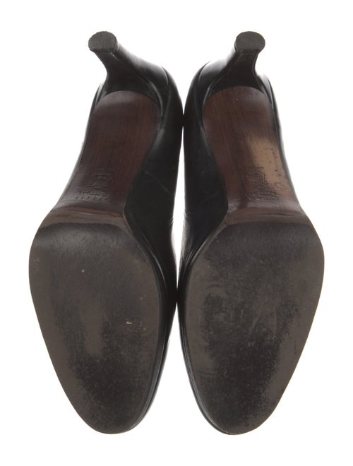 Stuart Weitzman Leather Pumps