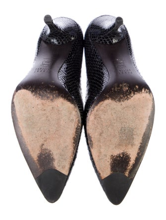 Stuart Weitzman Patent Leather Pumps