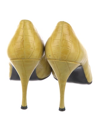 Stuart Weitzman Leather Pumps