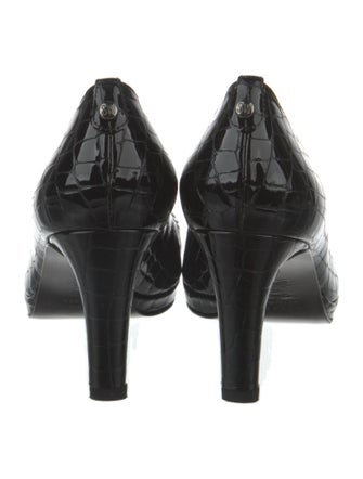 Stuart Weitzman Patent Leather Pumps