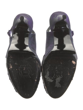 Stuart Weitzman Satin Pleated Accents Slingback Pumps