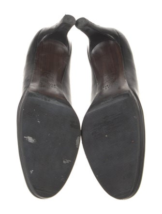 Stuart Weitzman Leather Pumps