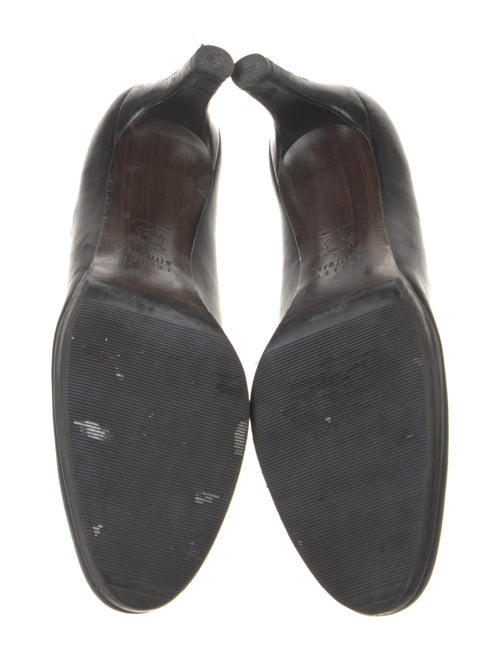 Stuart Weitzman Leather Pumps